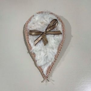 NWOT One Angel's Wing Handmade Hair Clip